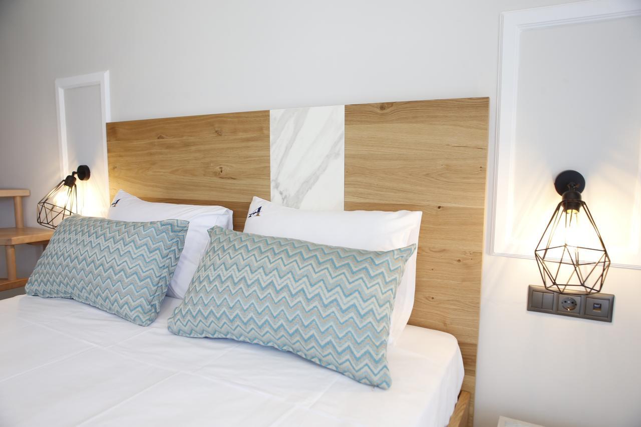 Albatros Suites Nea Vrasna Bagian luar foto