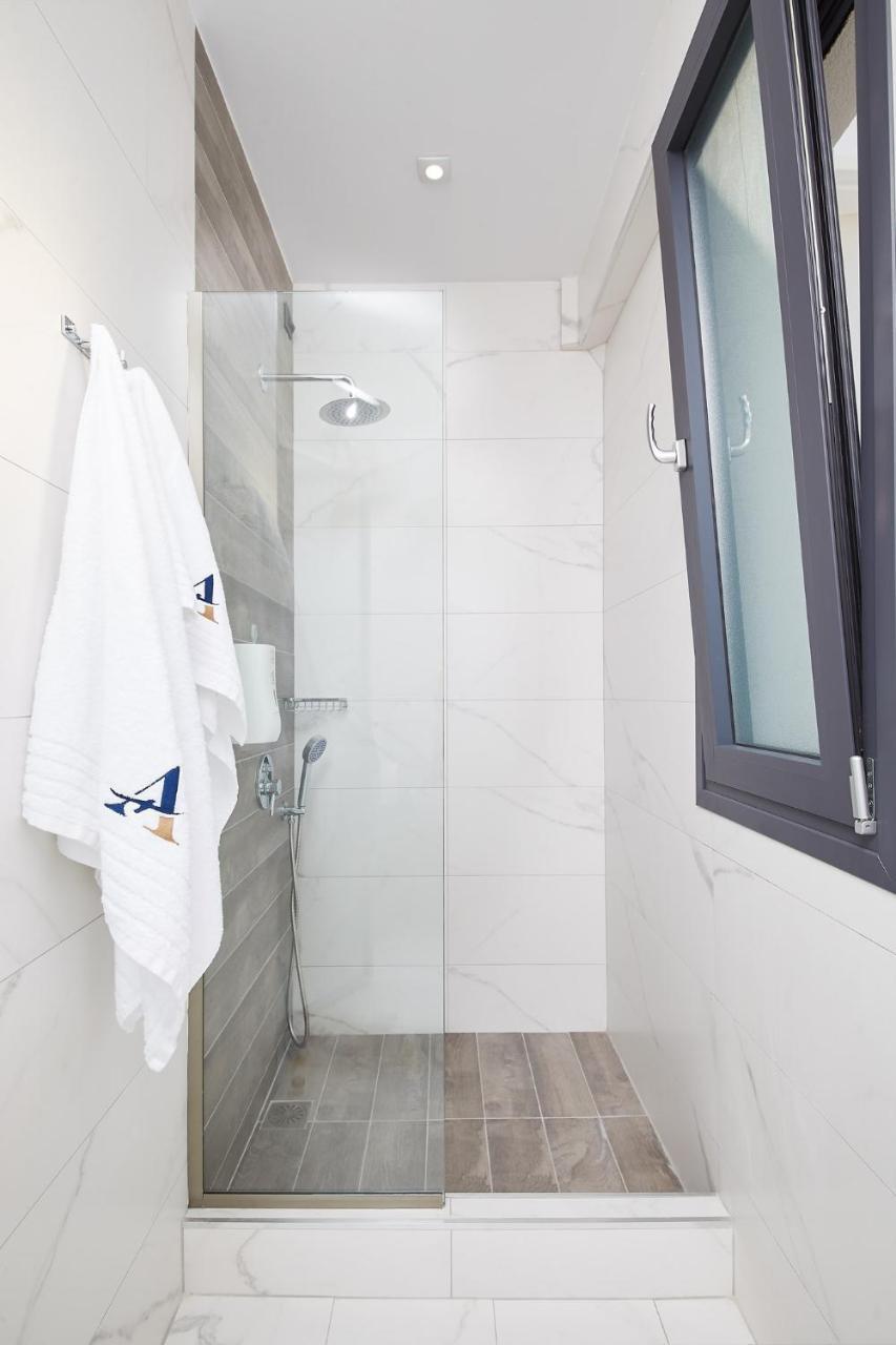 Albatros Suites Nea Vrasna Bagian luar foto
